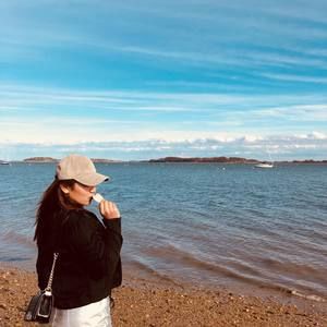 Meet your Posher, Clare